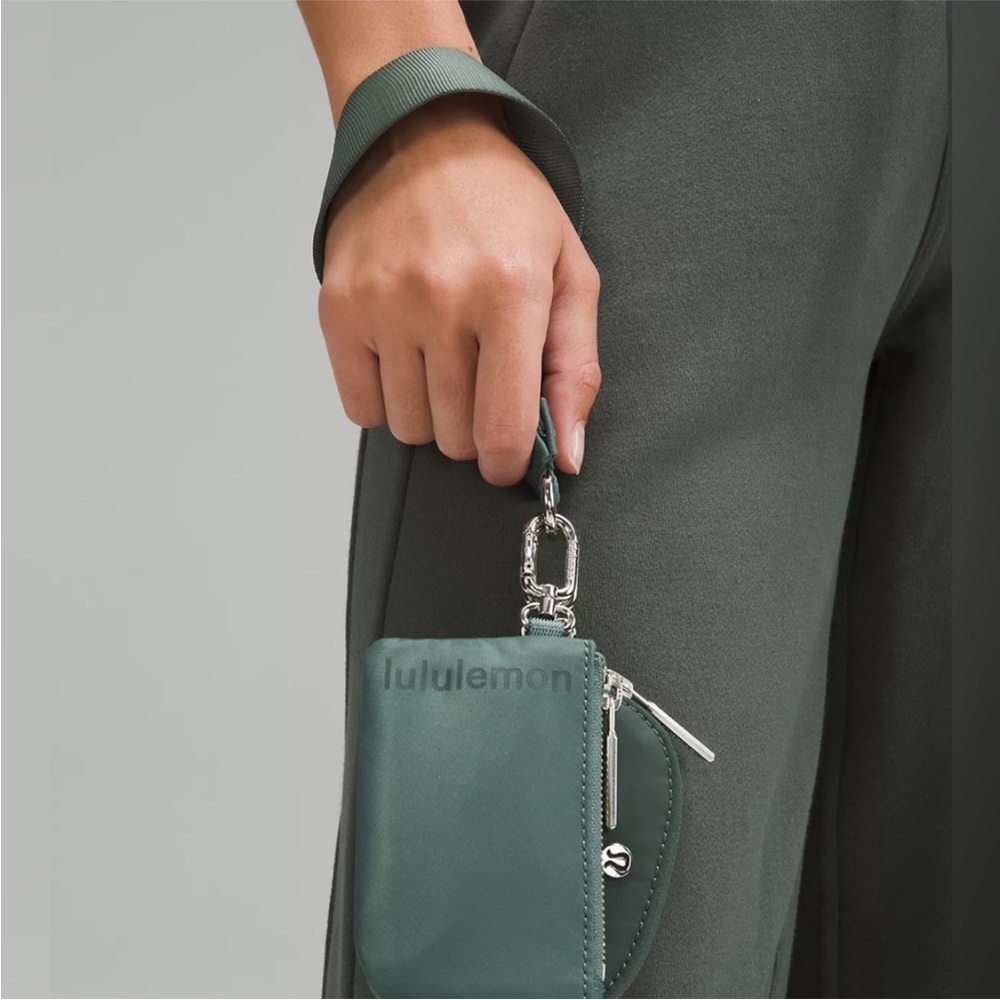 New Lululemon Dual Pouch Wristlet - Picture 2 of 16